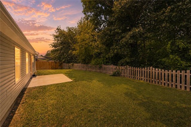 6801 SW Chestnut Hill Road, Bentonville, AR 72713
