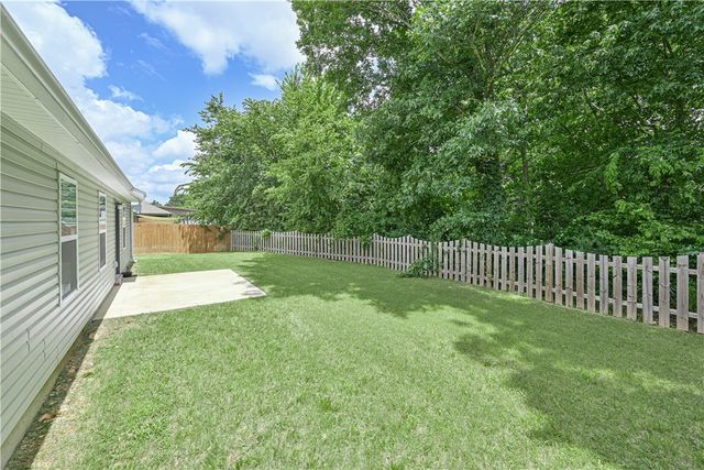6801 SW Chestnut Hill Road, Bentonville, AR 72713