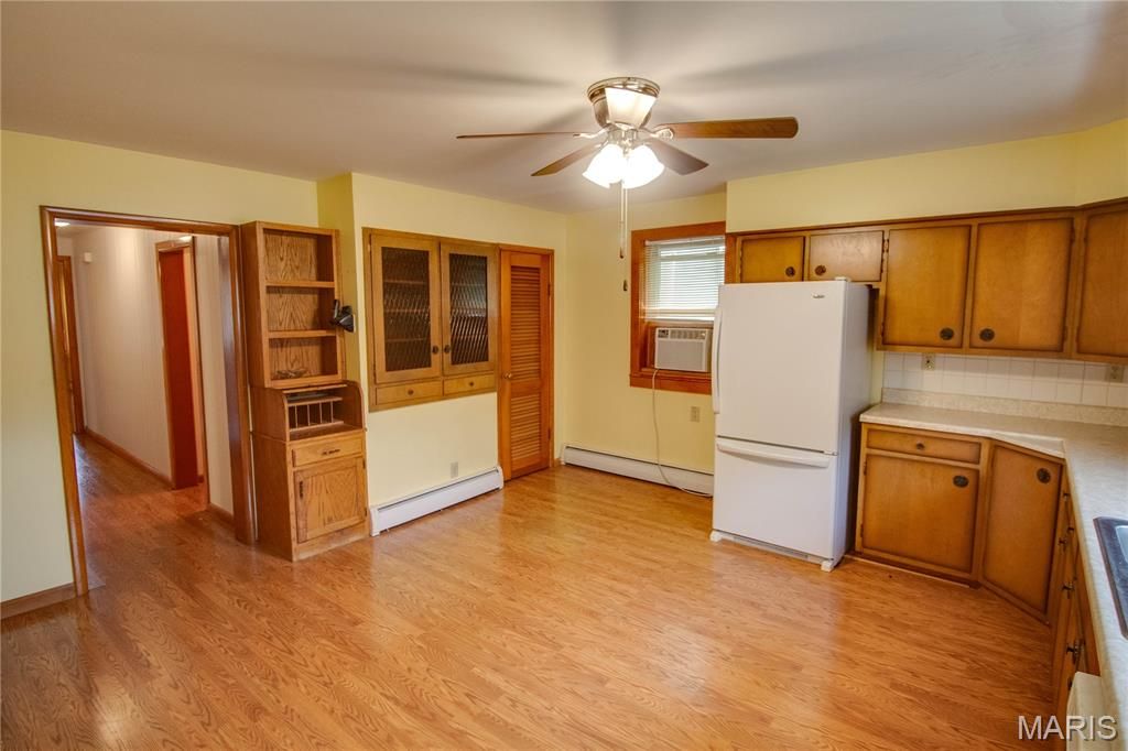 Image 14 of property listing at 700 E Main Street, Staunton, IL 62088