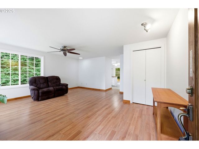 3615 Se WILLAMETTE Ave, Milwaukie, OR 97222