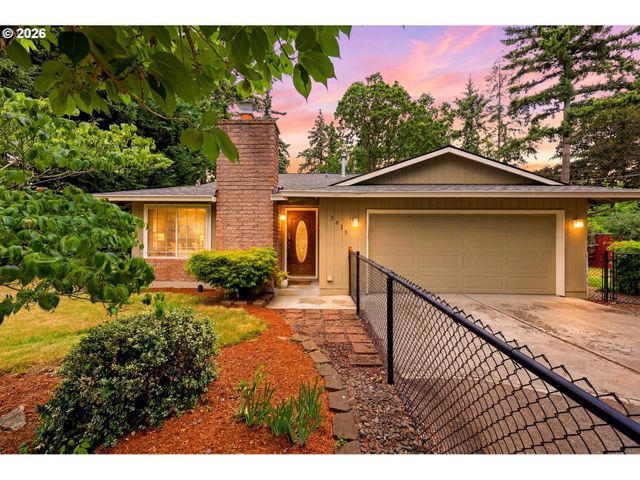 3615 Se WILLAMETTE Ave, Milwaukie, OR 97222