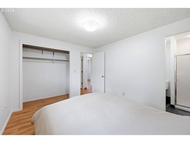 3615 Se WILLAMETTE Ave, Milwaukie, OR 97222