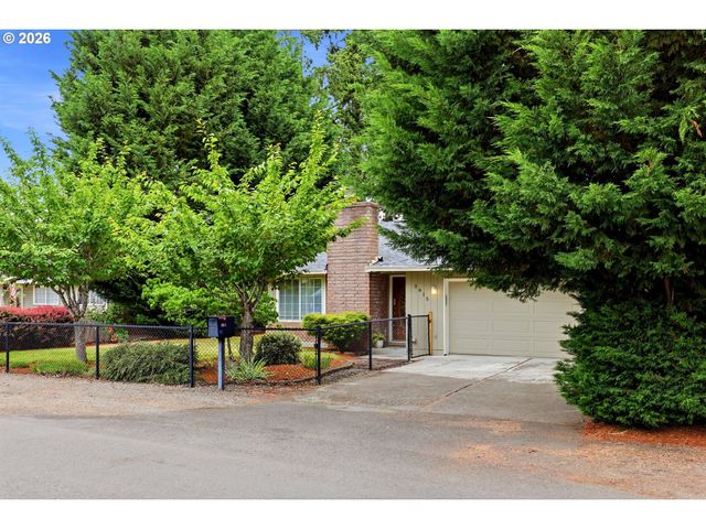 3615 Se WILLAMETTE Ave, Milwaukie, OR 97222