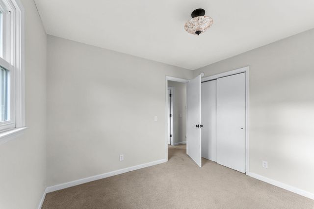 401 N Elmwood Avenue, Republic, MO 65738