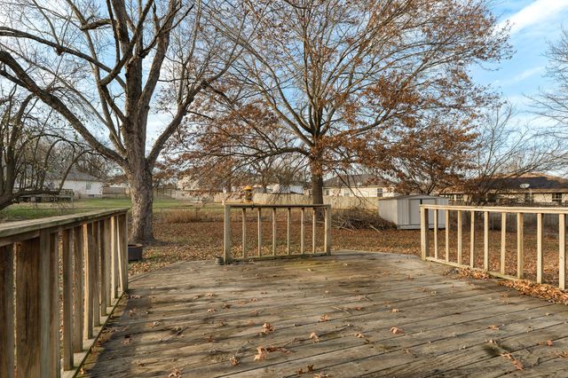 401 N Elmwood Avenue, Republic, MO 65738