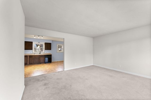 401 N Elmwood Avenue, Republic, MO 65738