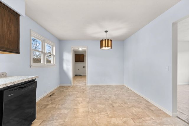 401 N Elmwood Avenue, Republic, MO 65738