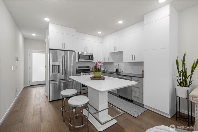 1816 15th Avenue S, Seattle, WA 98144