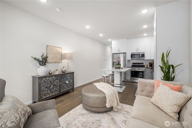 1816 15th Avenue S, Seattle, WA 98144