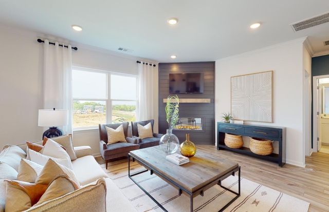 482 Jet Stream Dr, La Vergne, TN 37086