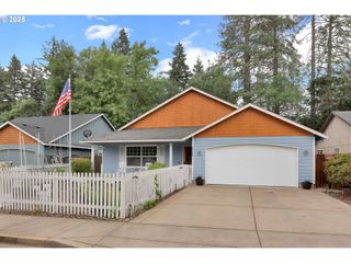 25246 CORKY Ln, Veneta, OR 97487