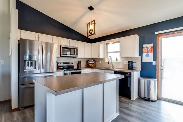 6951 N Grove St, Park City, KS 67219