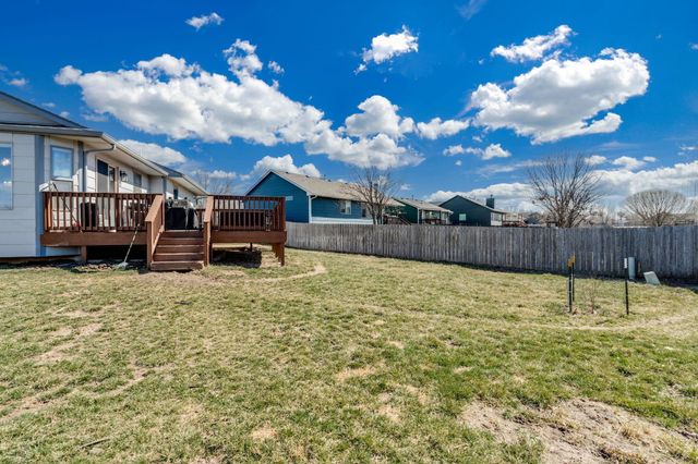 6951 N Grove St, Park City, KS 67219