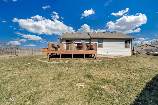 6951 N Grove St, Park City, KS 67219