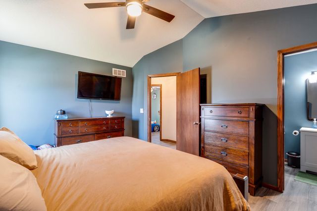 6951 N Grove St, Park City, KS 67219