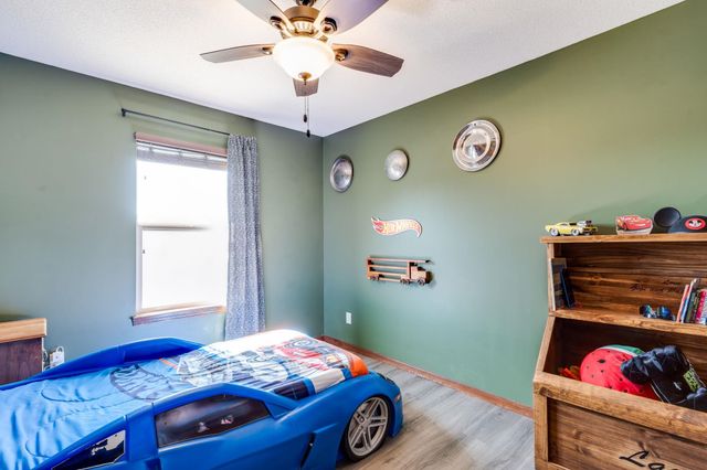 6951 N Grove St, Park City, KS 67219