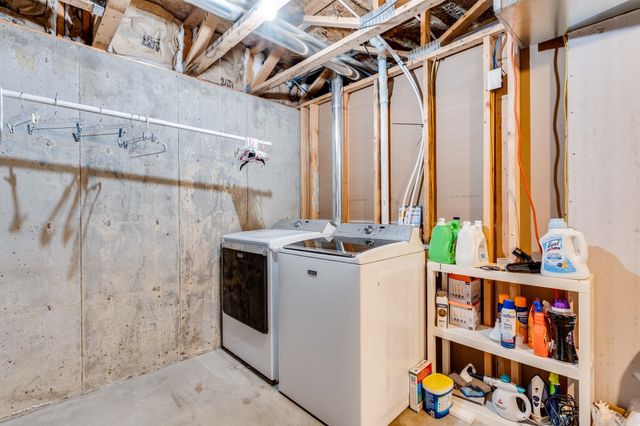 6951 N Grove St, Park City, KS 67219