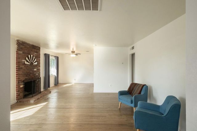 3905 E Cortland Avenue, Fresno, CA 93726