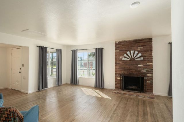 3905 E Cortland Avenue, Fresno, CA 93726