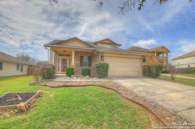 2418 FAYETTE DR, New Braunfels, TX 78130