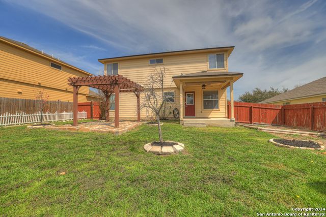 2418 FAYETTE DR, New Braunfels, TX 78130