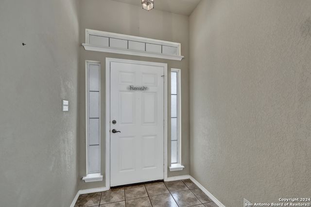 2418 FAYETTE DR, New Braunfels, TX 78130