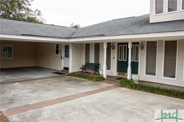 127 Pine Grove Drive, Savannah, GA 31419