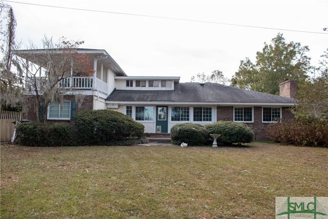 127 Pine Grove Drive, Savannah, GA 31419
