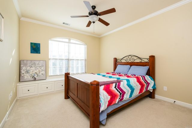 26 Alton Ln, Little Rock, AR 72211