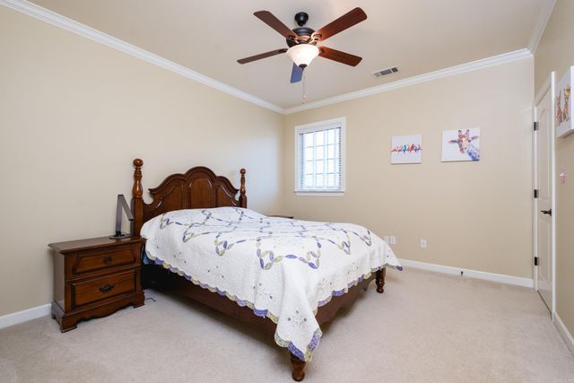 26 Alton Ln, Little Rock, AR 72211