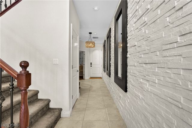 571 Signal Peak Street, Las Vegas, NV 89138