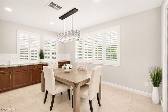 571 Signal Peak Street, Las Vegas, NV 89138