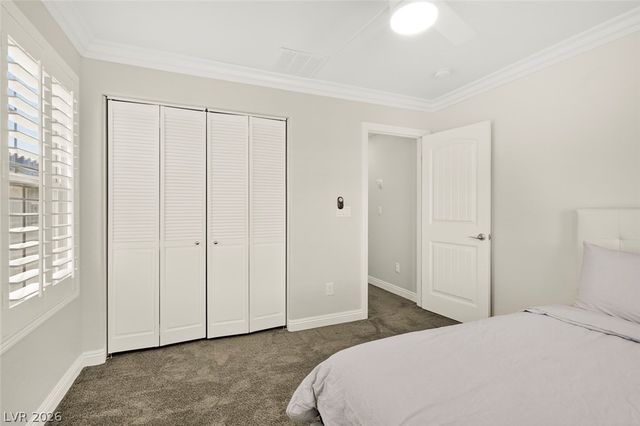 571 Signal Peak Street, Las Vegas, NV 89138