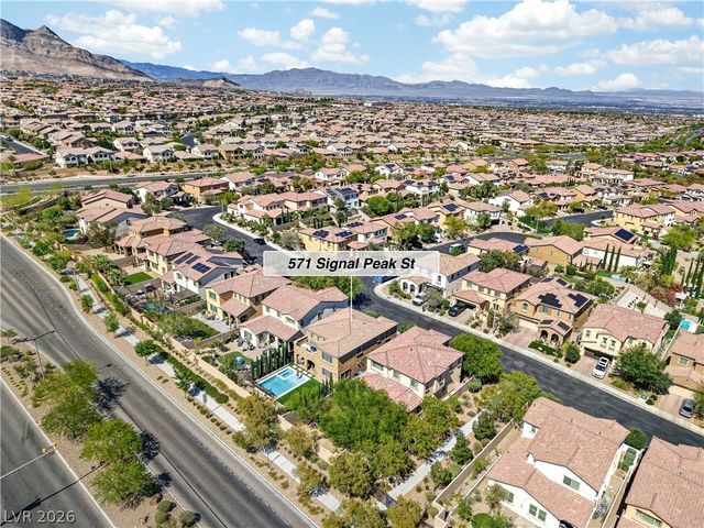 571 Signal Peak Street, Las Vegas, NV 89138
