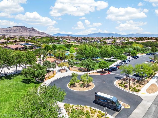 571 Signal Peak Street, Las Vegas, NV 89138