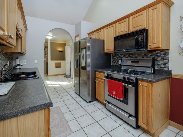 7696 Stoney Creek Drive, Augusta, MI 49012