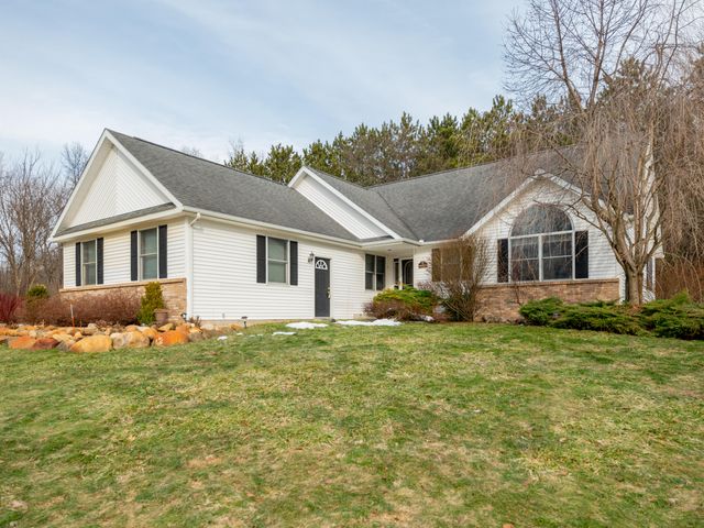 7696 Stoney Creek Drive, Augusta, MI 49012