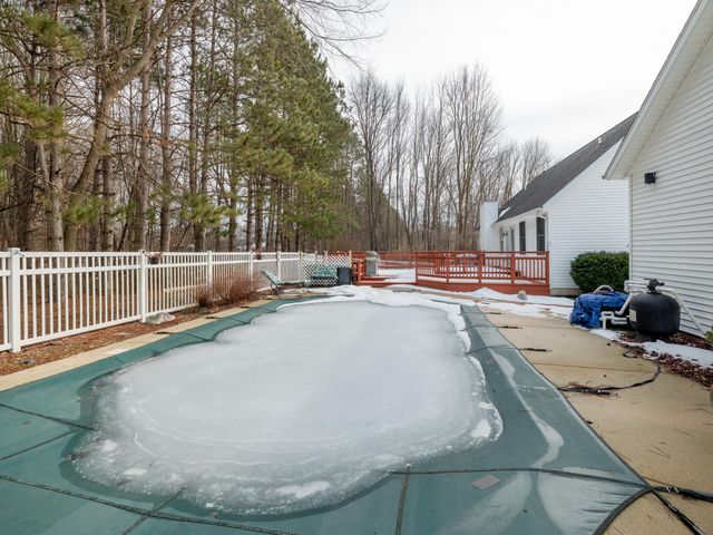 7696 Stoney Creek Drive, Augusta, MI 49012