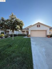 491 Central Park Pl, Brentwood, CA 94513