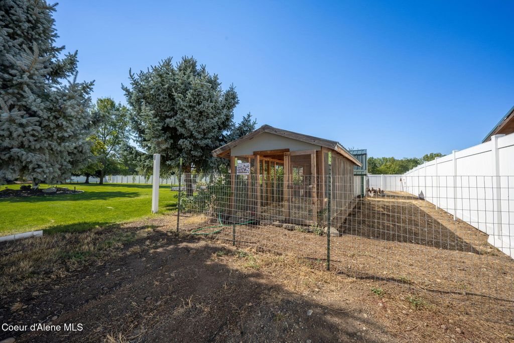 7155 E Greta AVE, Post Falls, ID 83854 photo 48