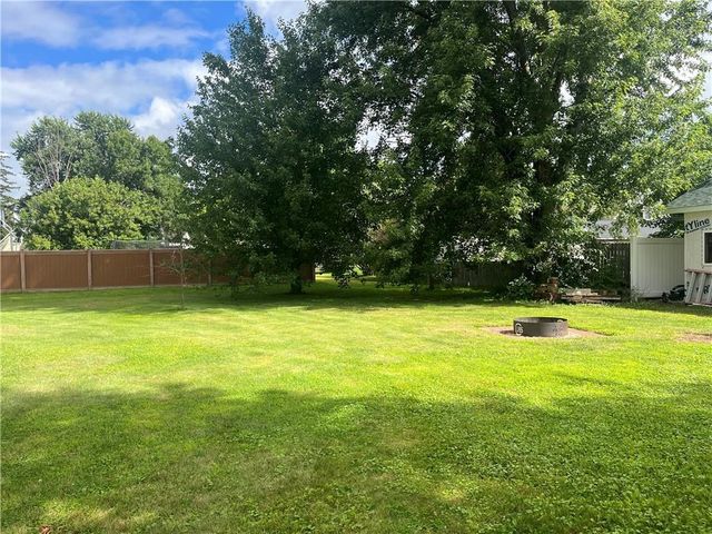 317 S 4th Street, Cameron, WI 54822