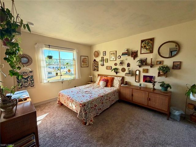 857 Bedford DR, Lehigh Acres, FL 33974