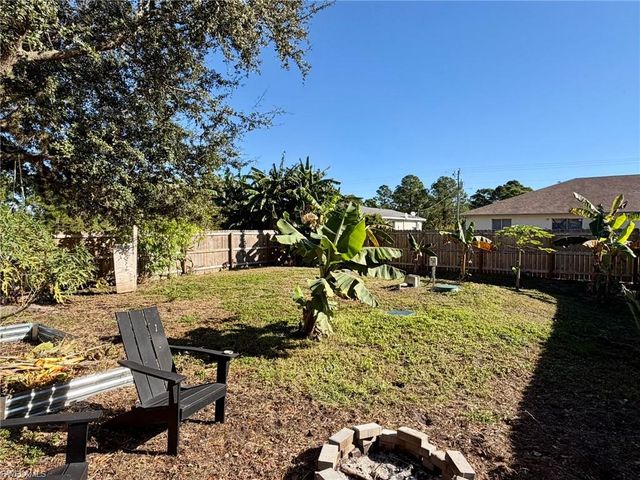 857 Bedford DR, Lehigh Acres, FL 33974