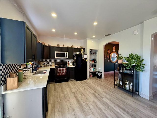 857 Bedford DR, Lehigh Acres, FL 33974