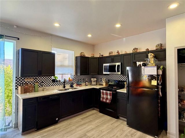 857 Bedford DR, Lehigh Acres, FL 33974