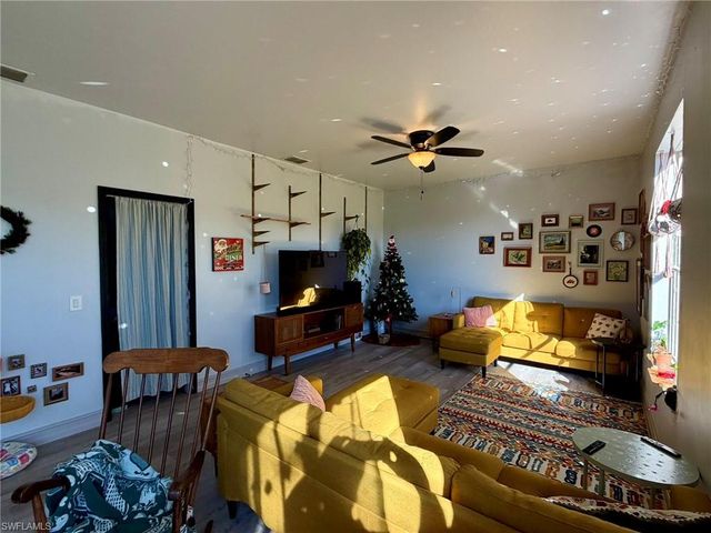 857 Bedford DR, Lehigh Acres, FL 33974