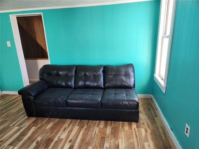 201 2nd St, City Of But Ne, PA 16001