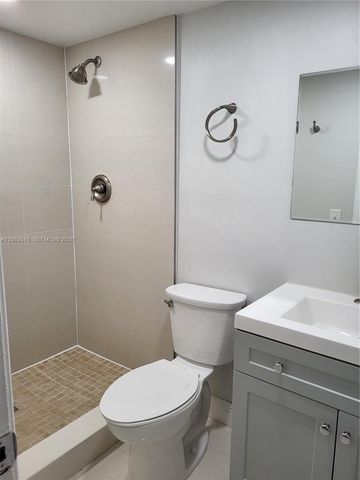 35 NE 13th Street 1, Fort Lauderdale, FL 33304