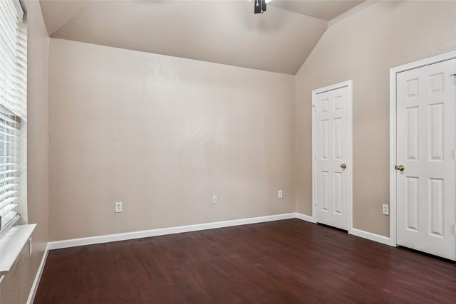 106 Owen Way, Waxahachie, TX 75165