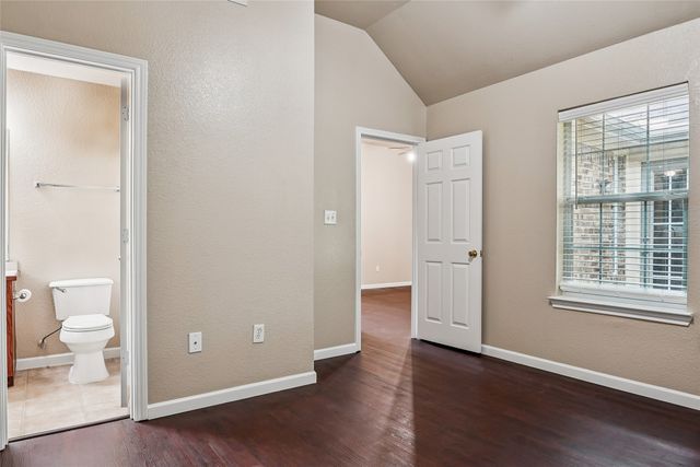 106 Owen Way, Waxahachie, TX 75165